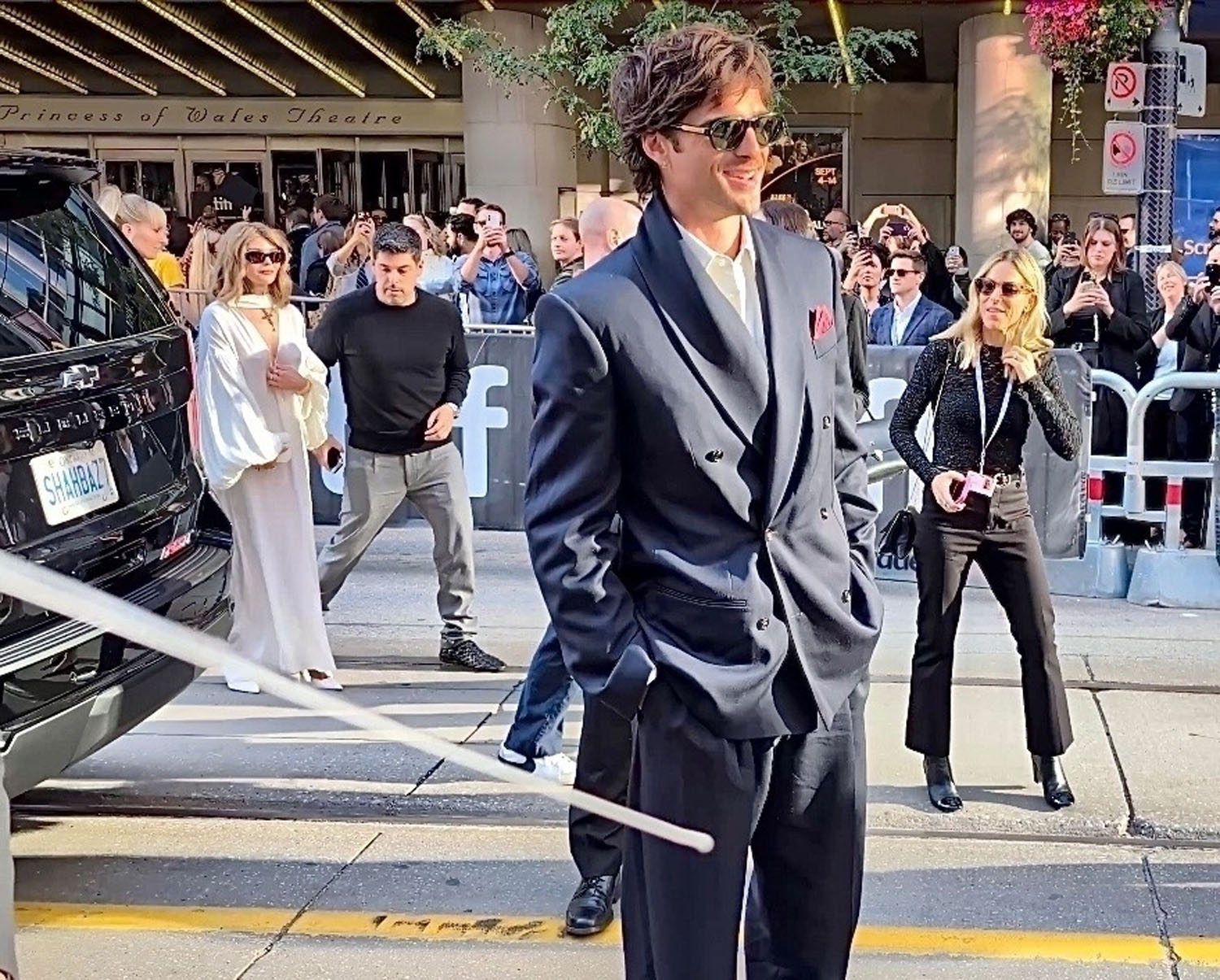 Jacob Elordi is unsingle, just in time