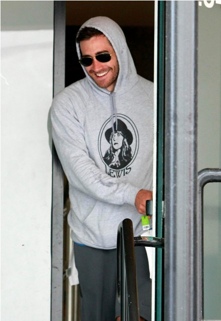 Jakey at the gym...and singing