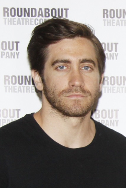 Jake Gyllenhaal could take a cue from Chris Evans