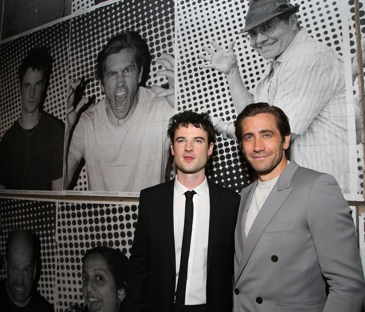 Jake & Jeanne: red carpet official…sort of