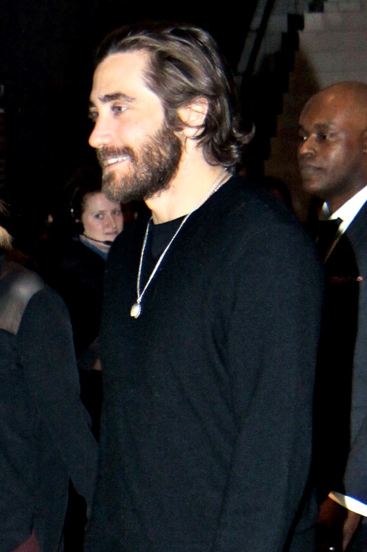 Jake de-thins and is single again?