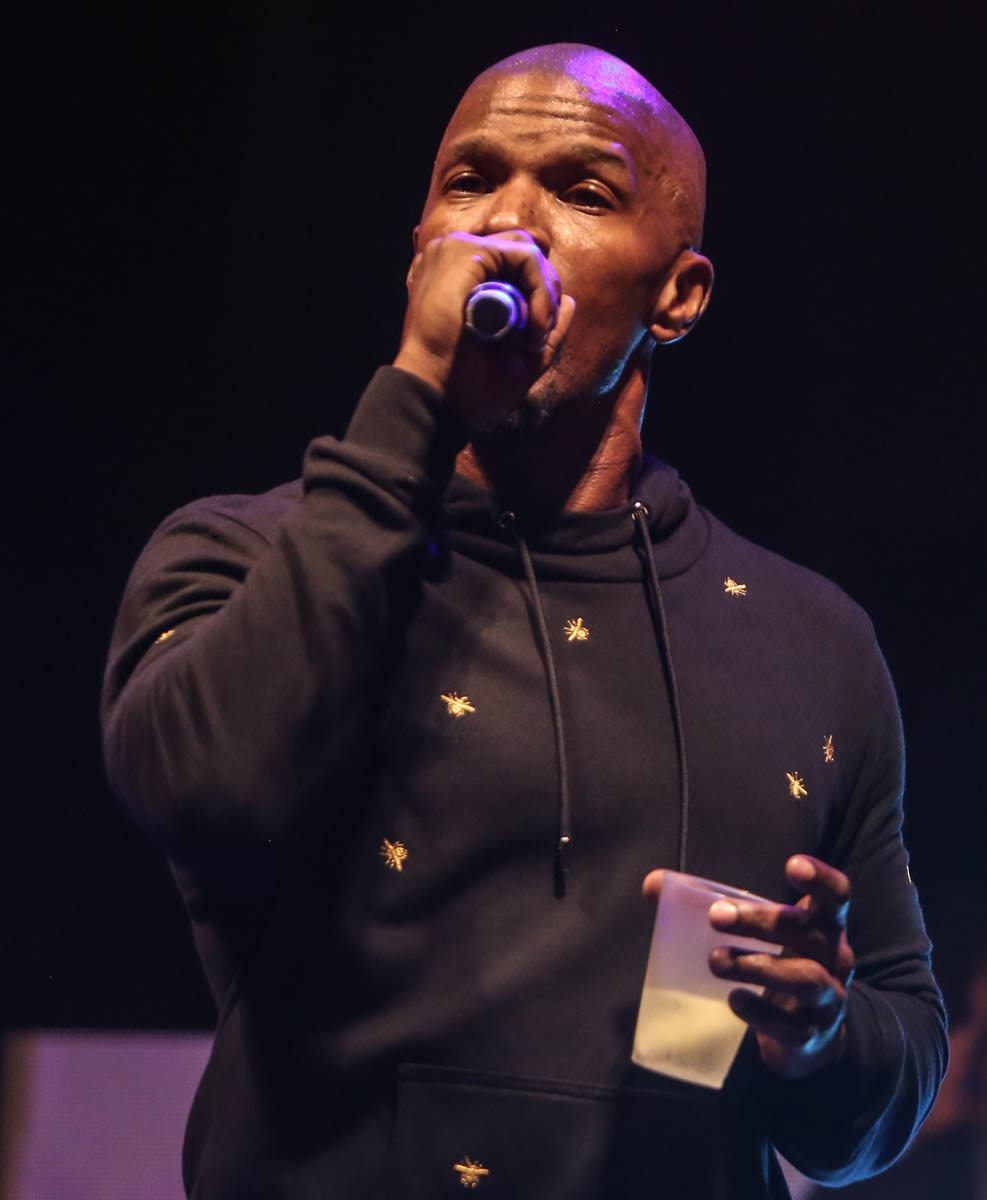 Jamie Foxx wants to tell us… nothing