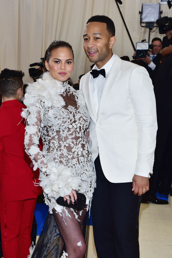 Janelle Monae & Chrissy Teigen: Best MET Feather Bombs