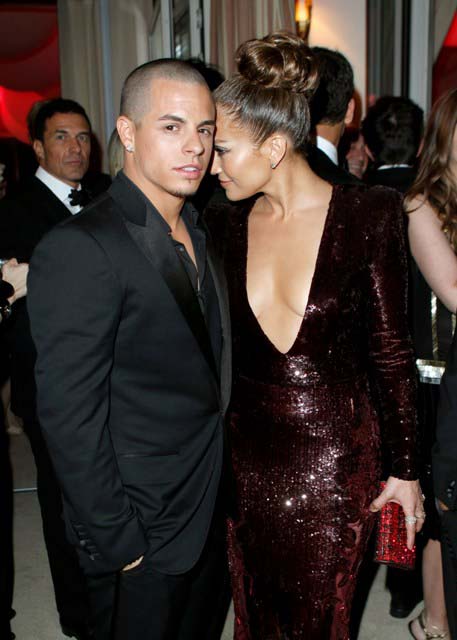 Oscar Slumming: JLo edition