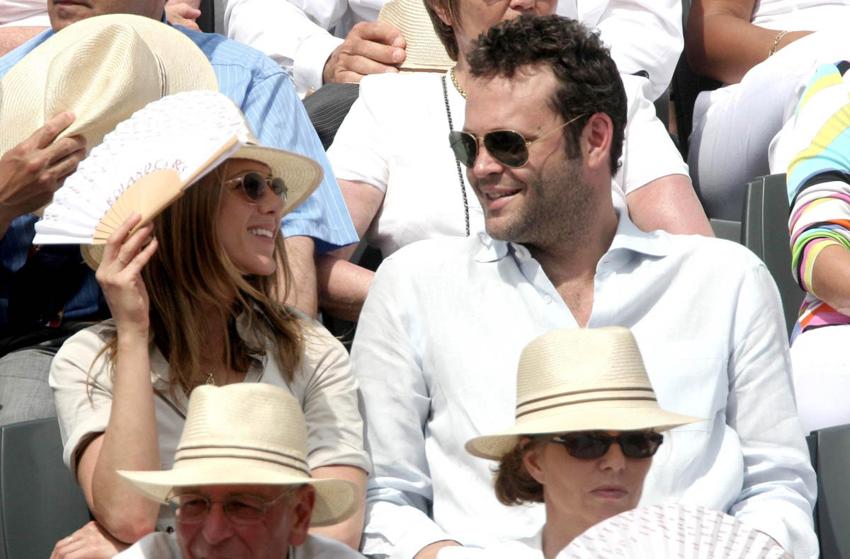 A Celebrity Couple-Off and Gossip Nostalgia