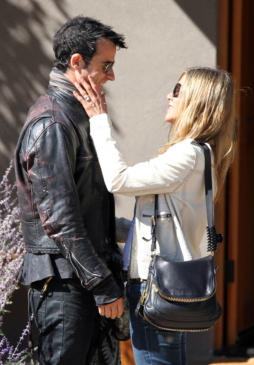 Jennifer Aniston & Justin Theroux: over