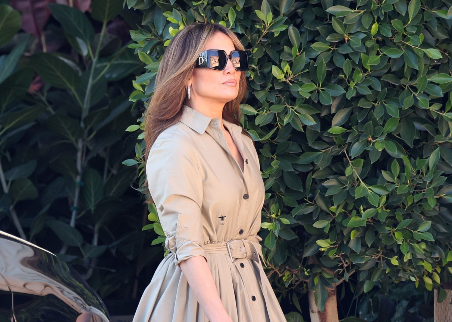 JLo in Thanksgiving flats