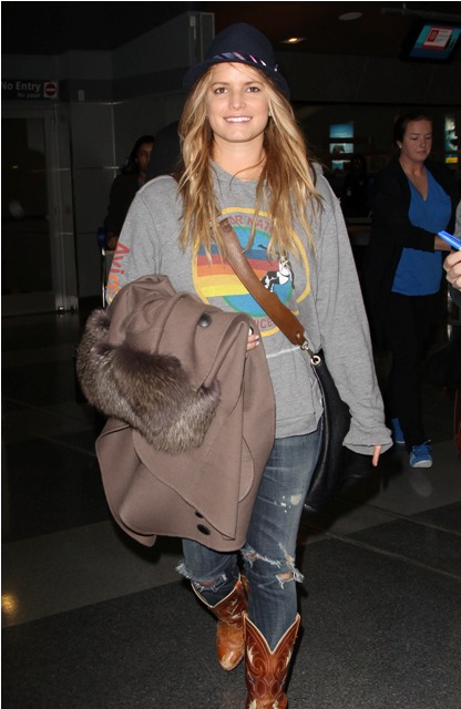 Please, please more casual Porny