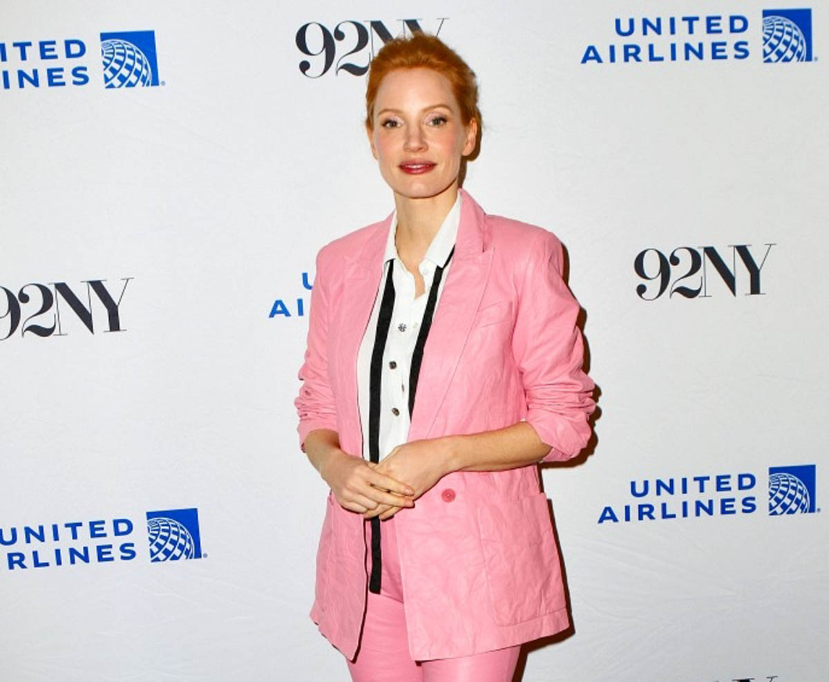 Jessica Chastain and Ralph Fiennes go into the desert