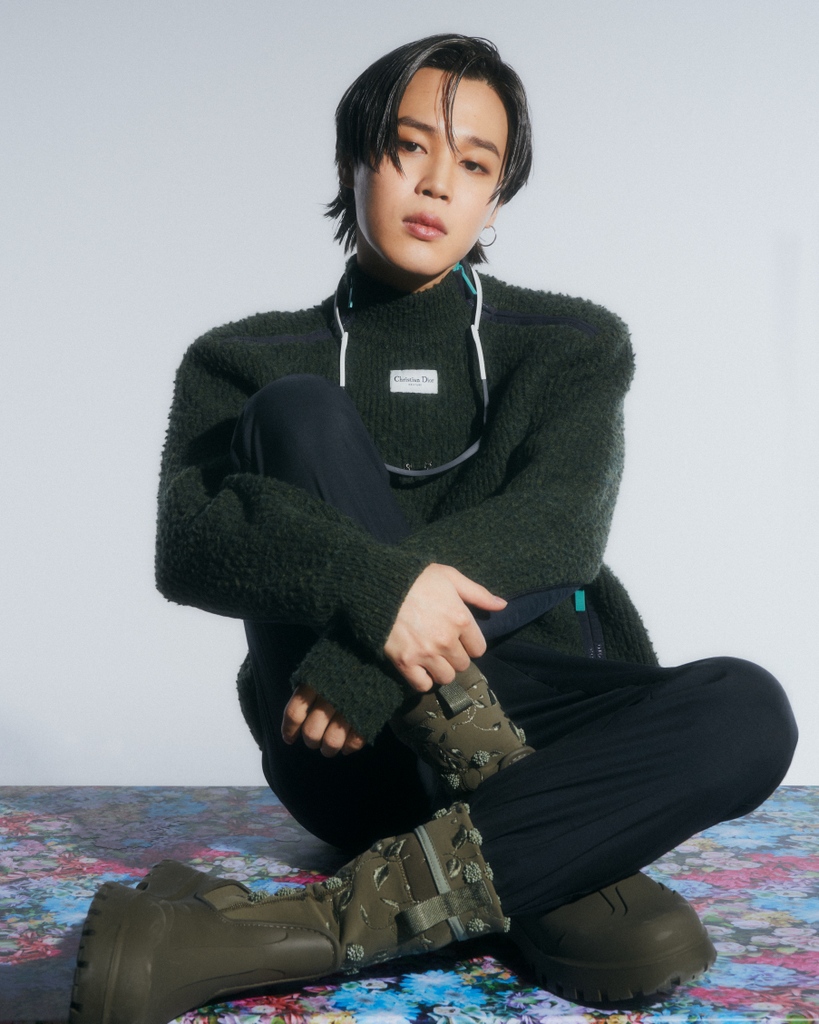 BTS Paris Fashion Week