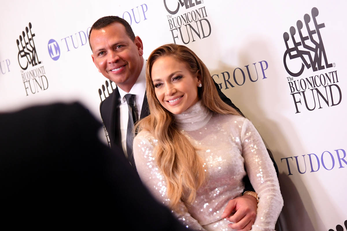 JLo supports ARod
