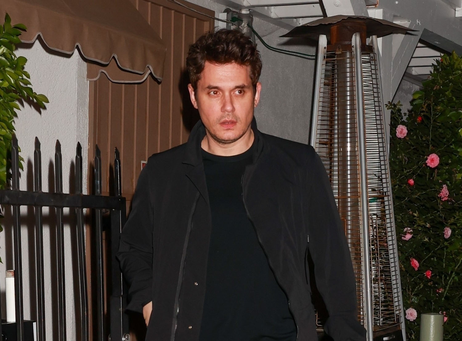 Oh look, it’s John Mayer