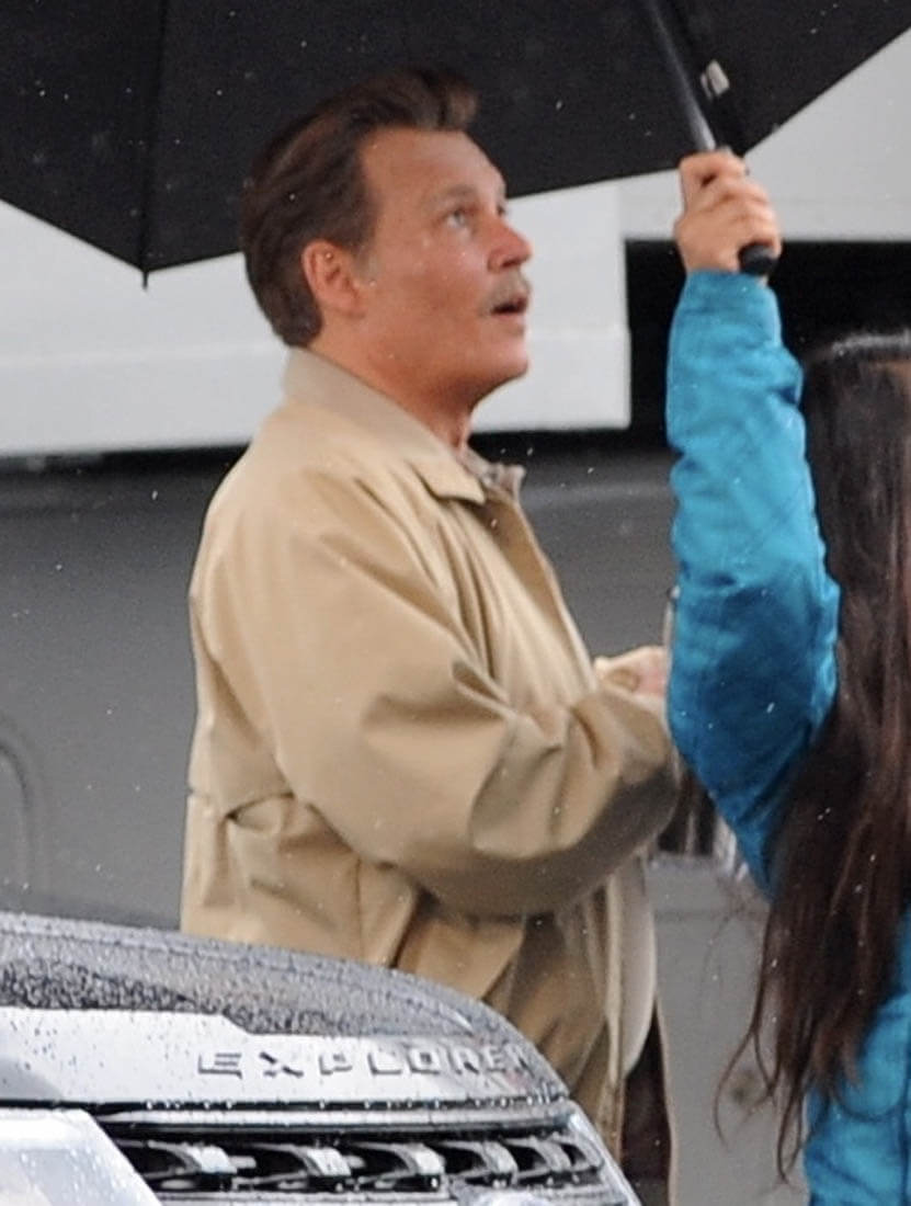 Johnny Depp in sandals