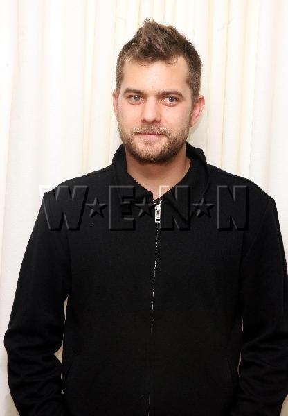 Pacey Rocks the Faux Hawk