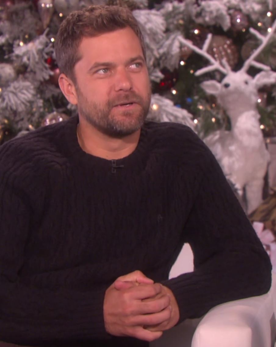 Joshua Jackson’s single life