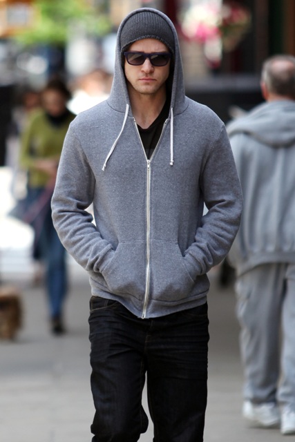 Shelfy’s Easy Virtue strip