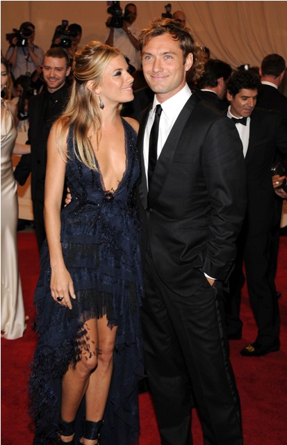 MET Jumpy Claps: Sienna & Jude