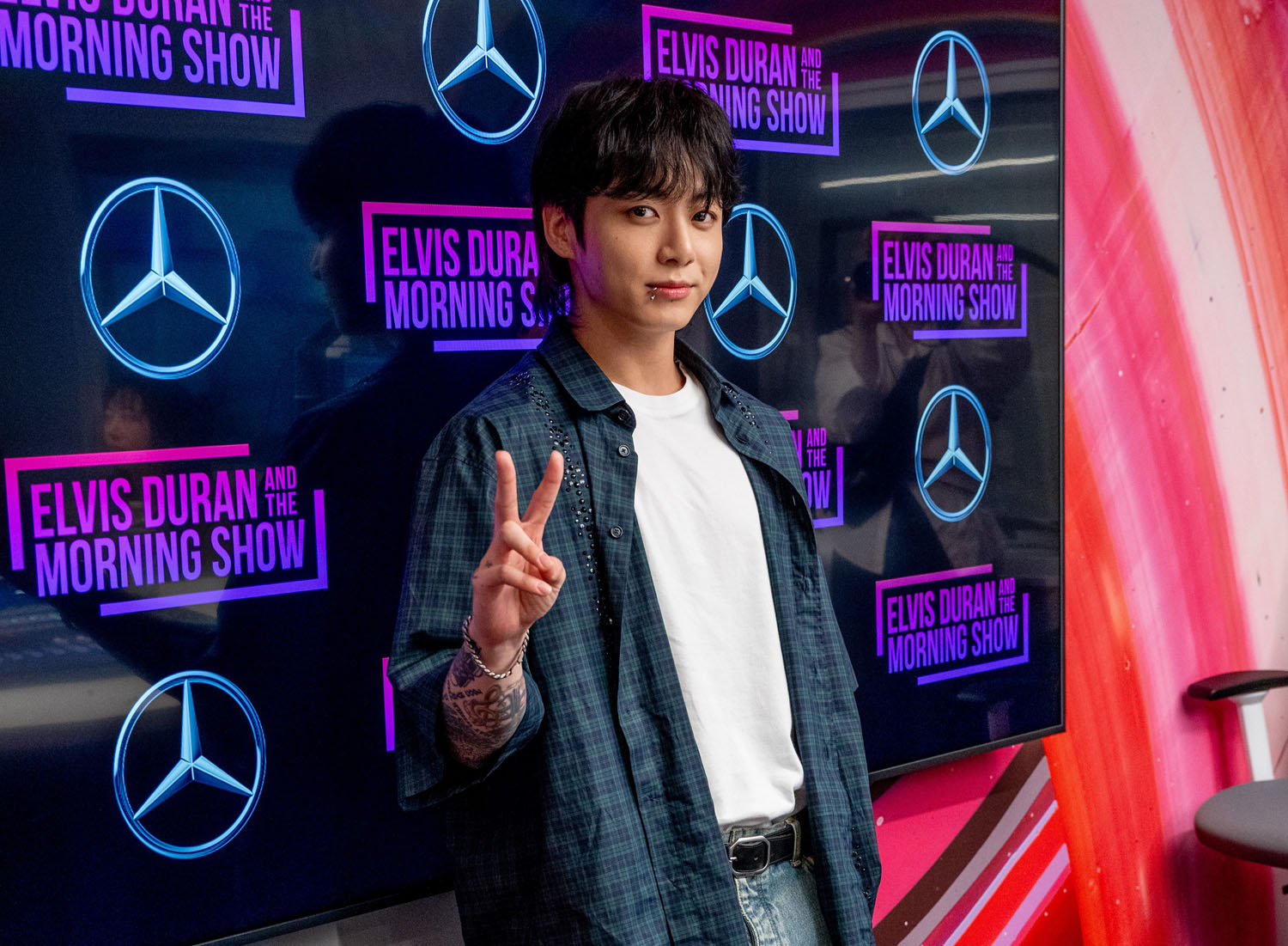 Jungkook > Jason Aldean