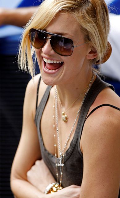 Sideline Distraction and a Texas reconciliation?