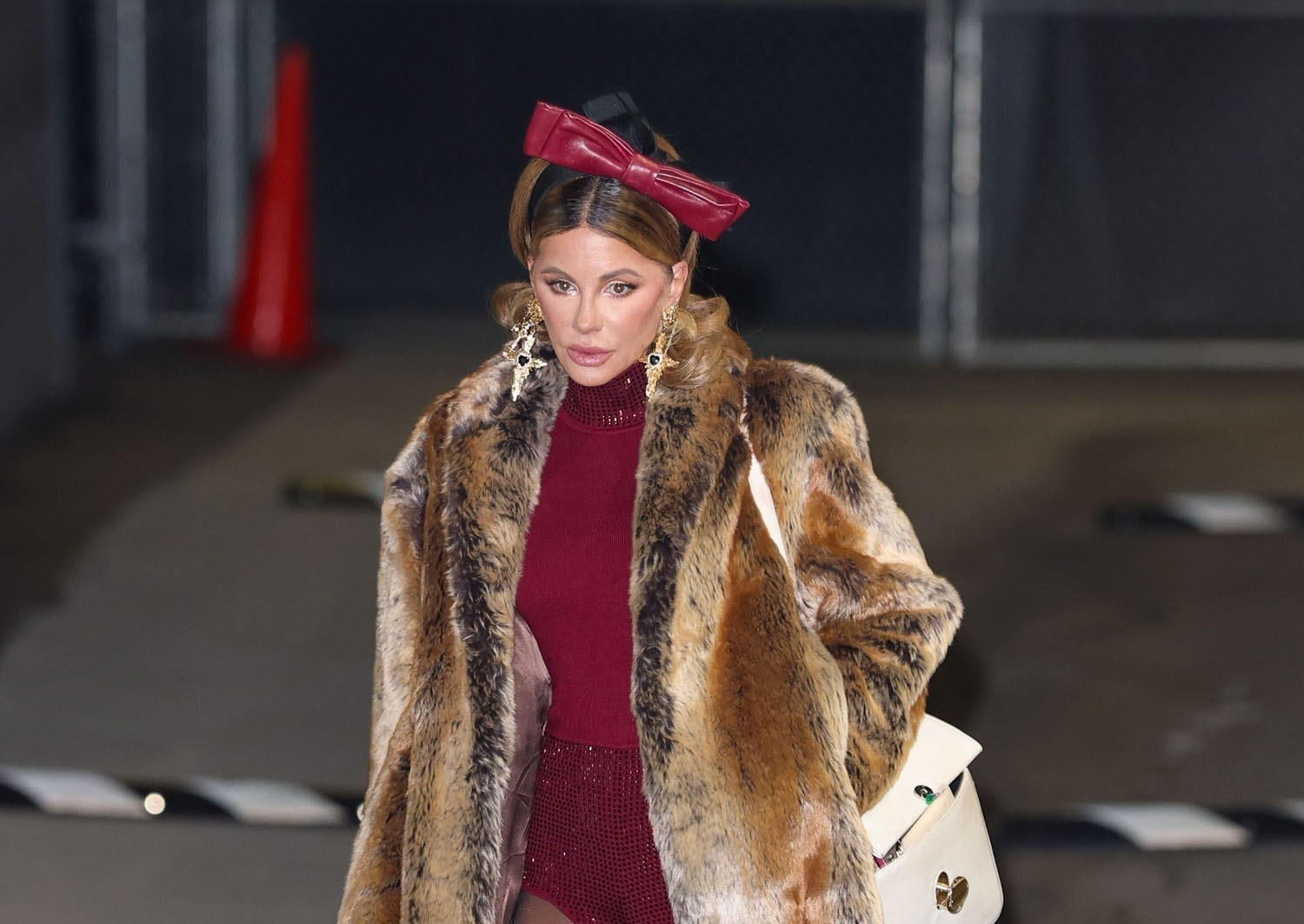 Kate Beckinsale and the two eggs