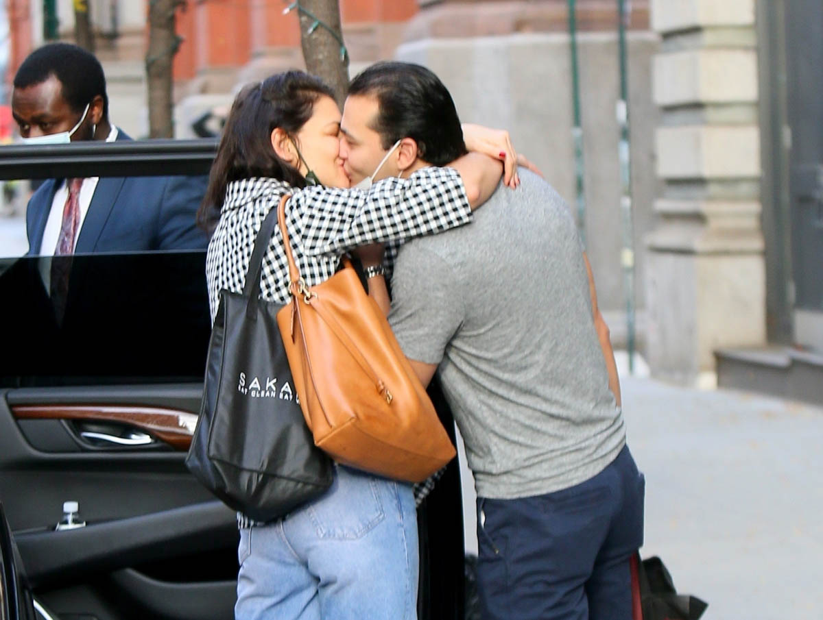 Celebrity Social Media, December 2, 2020