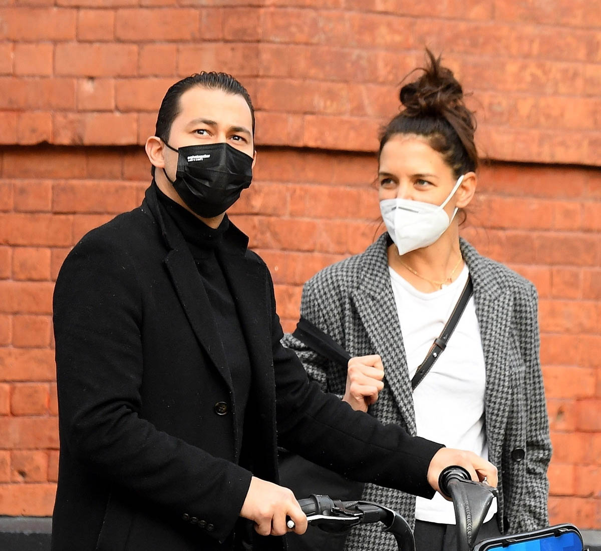 Katie Holmes: “Authentically Herself”