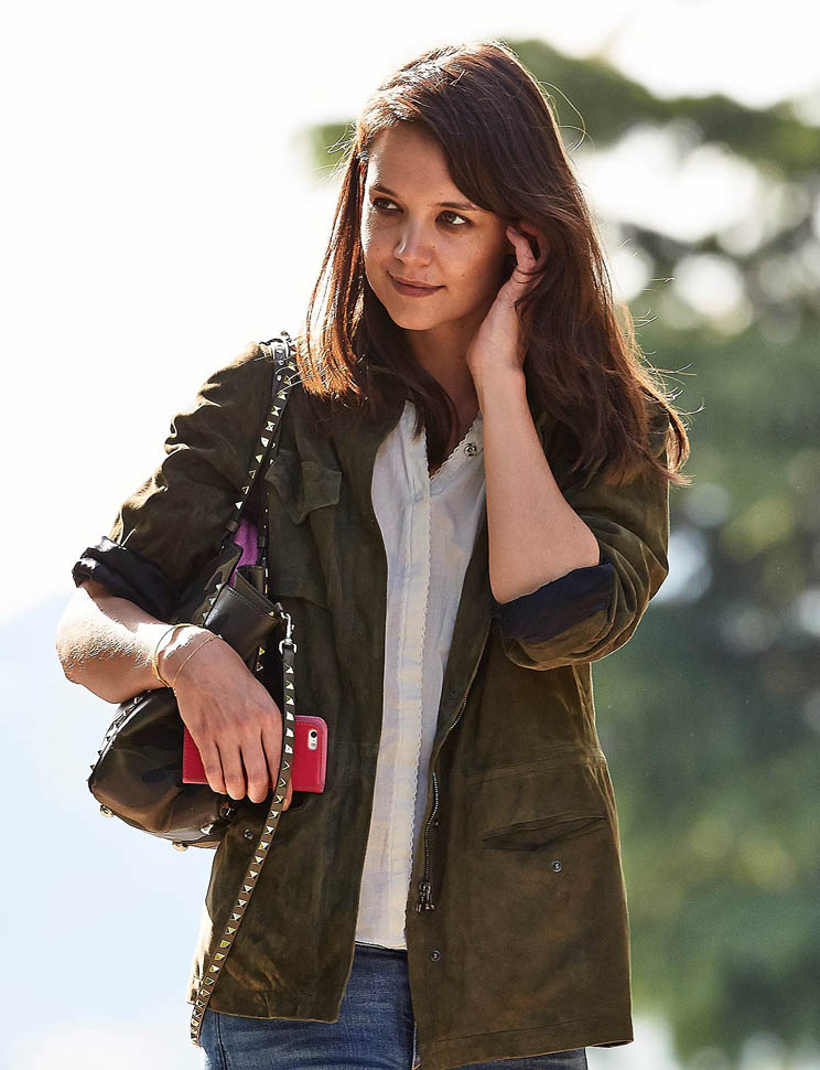 Katie Holmes at the drug store