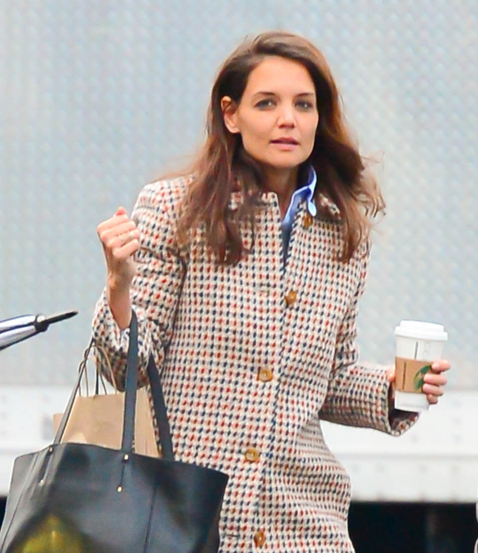 Katie Holmes is in Ocean's Eight?