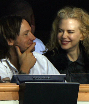 Nicole Kidman: not pregnant until next month