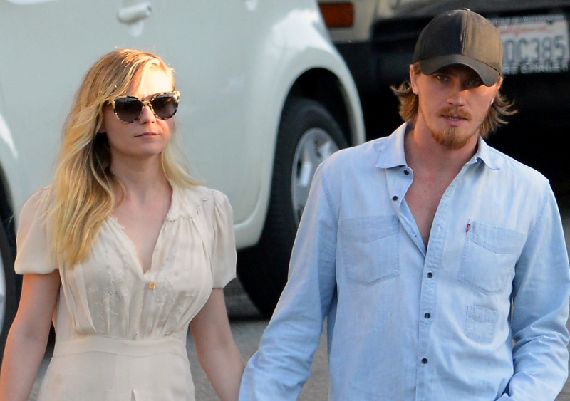 Kiki in Cannes but no Garrett?