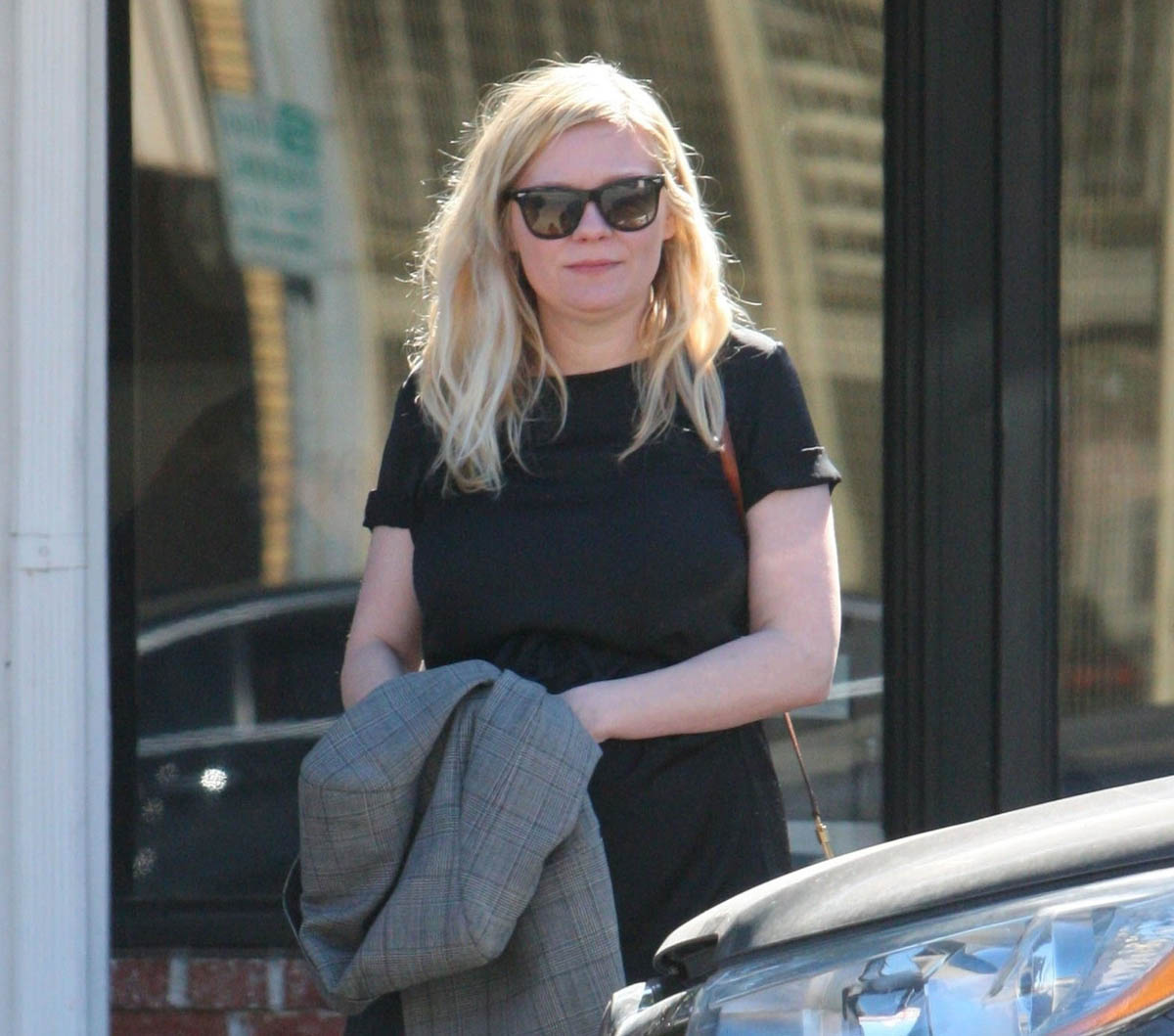 Smutty Social Media, February 23, 2018