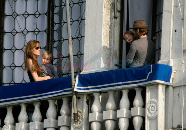 Brange and babies on the balcony