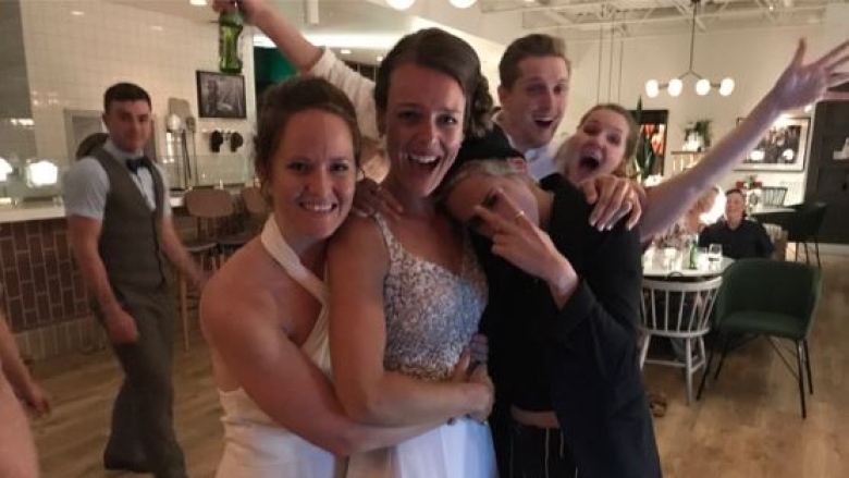 Kristen Stewart, wedding crasher