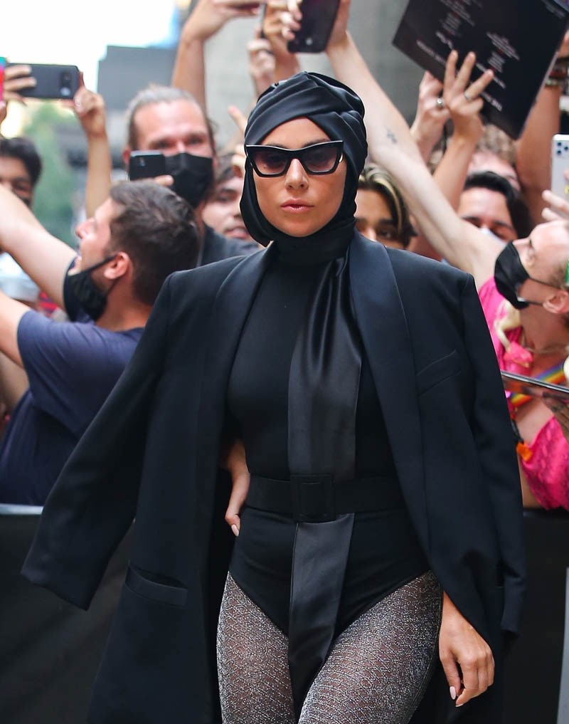 Outfit of the Week: Lady Gaga