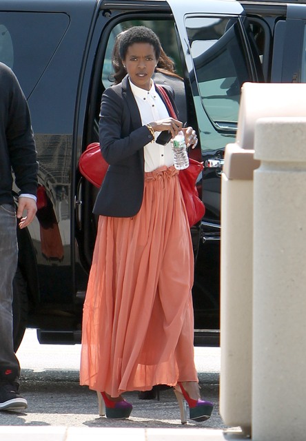 Lauryn goes to court