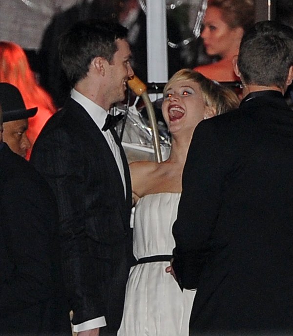 Jennifer Lawrence: award season with Nicholas Hoult