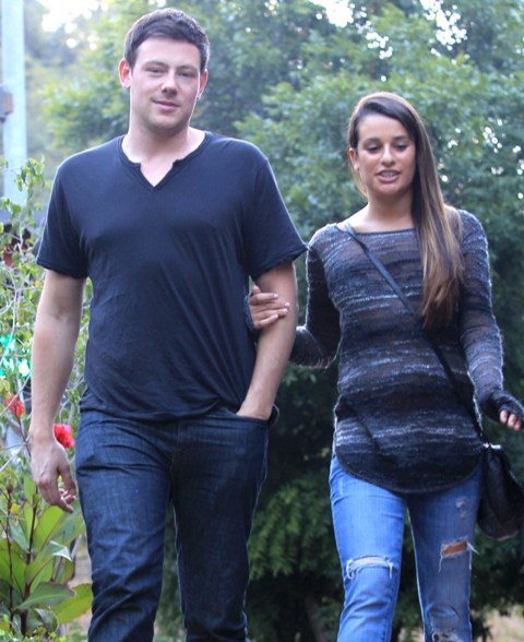 The tall boyfriend and the paps