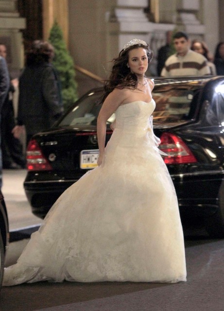 Does Chuck stop the wedding?