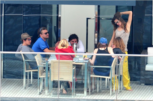 Leo & Blake travelling