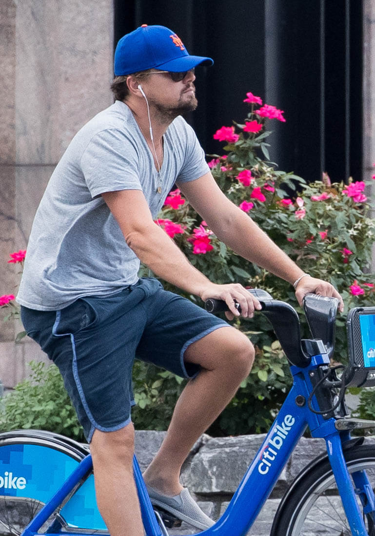 Leo’s Greek dancing