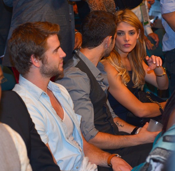 Miley unfollows Liam