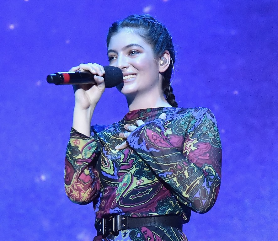 Lorde knows onion rings?