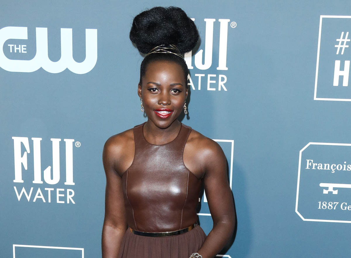 Celebrity Social Media, January 6, 2022