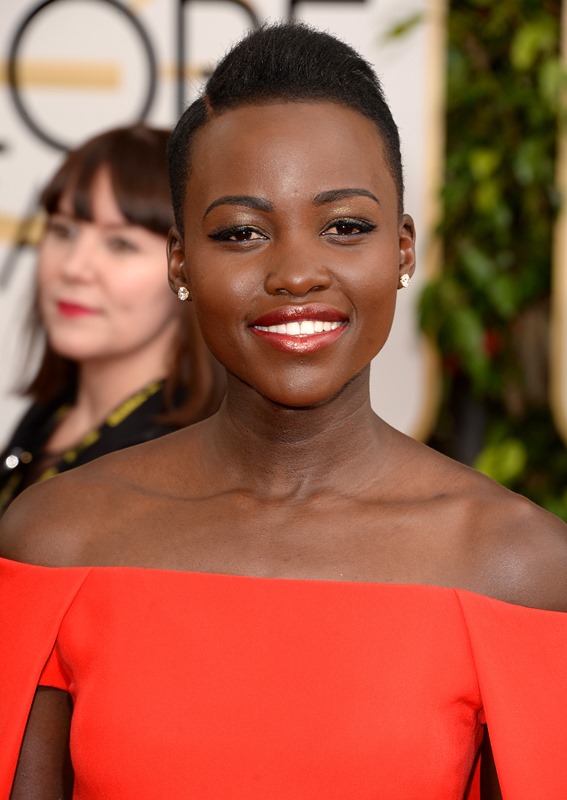 Lupita Nyong’o: Best Globes Cape