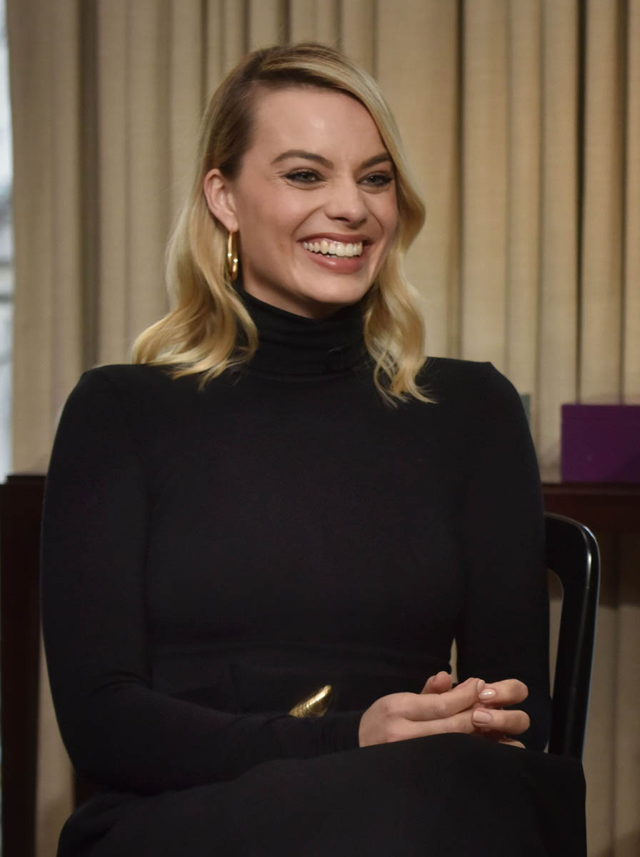 Award Season Presenter Drama?