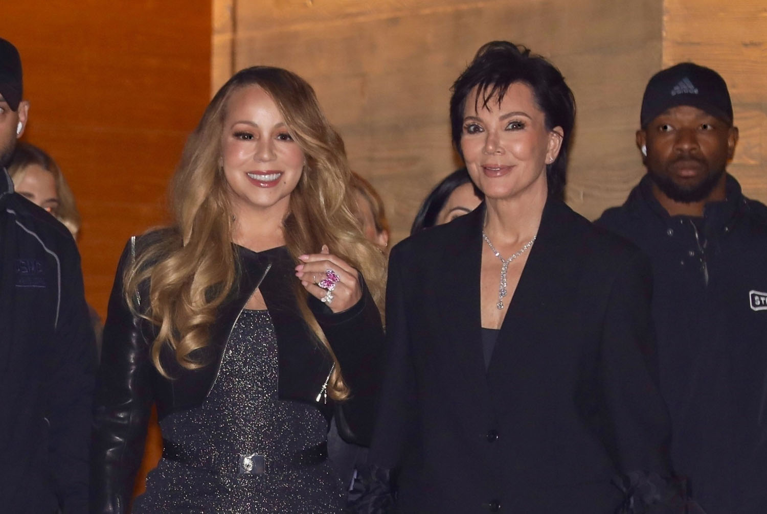 In Bed with Mimi and Anderson