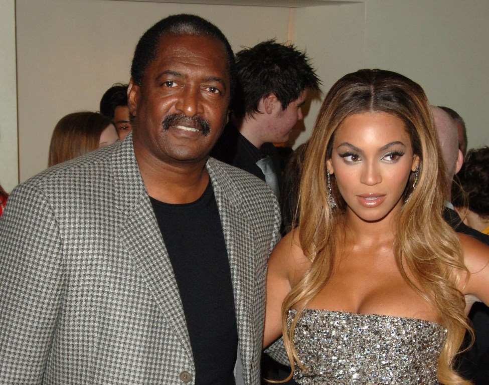 Mathew Knowles goes rogue again
