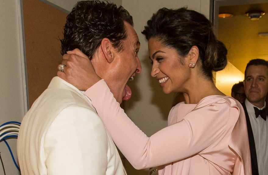 Matthew McConaughey & Camila Alves: Best Oscar Kiss