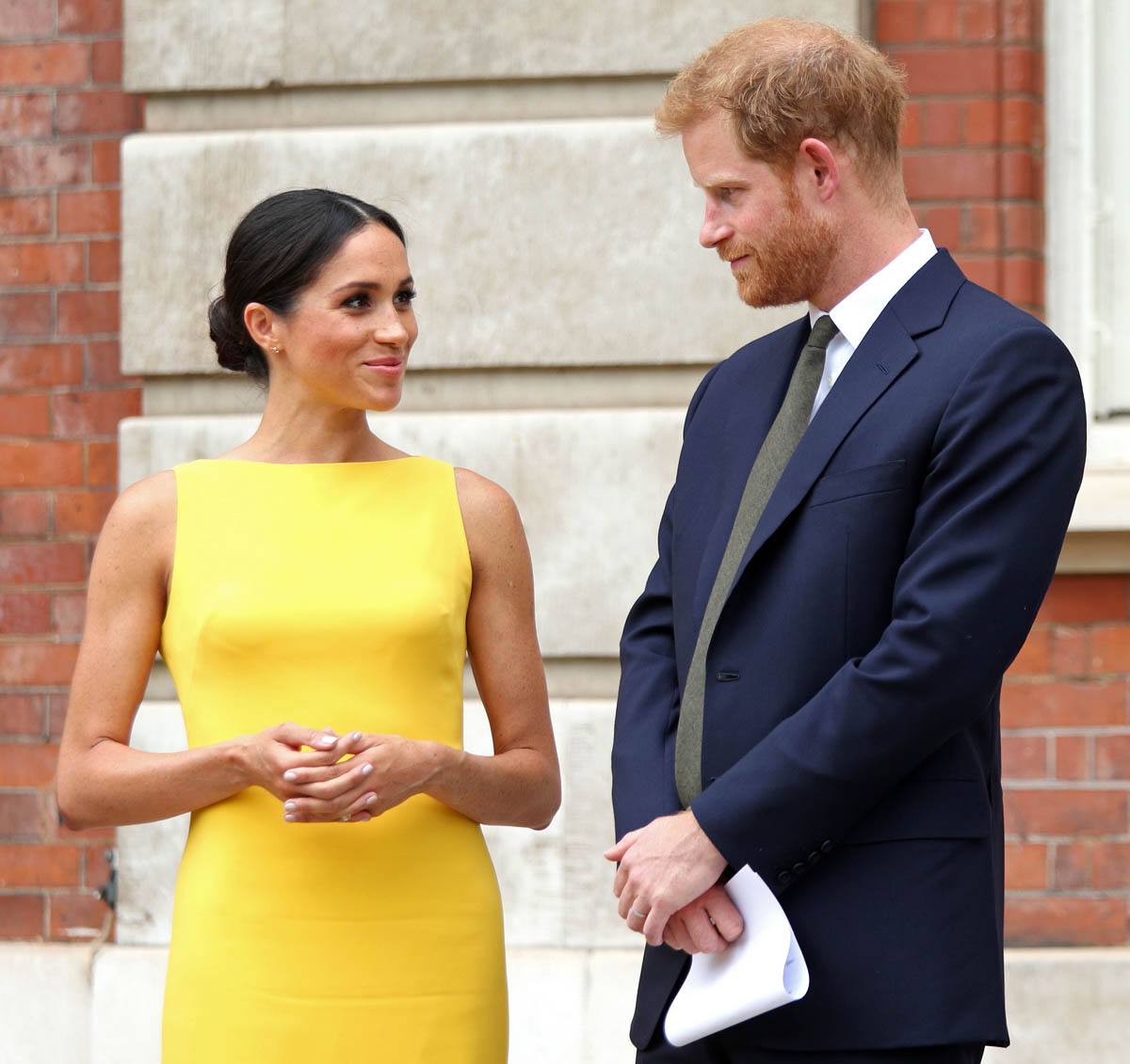 Royal Meghan in yellow