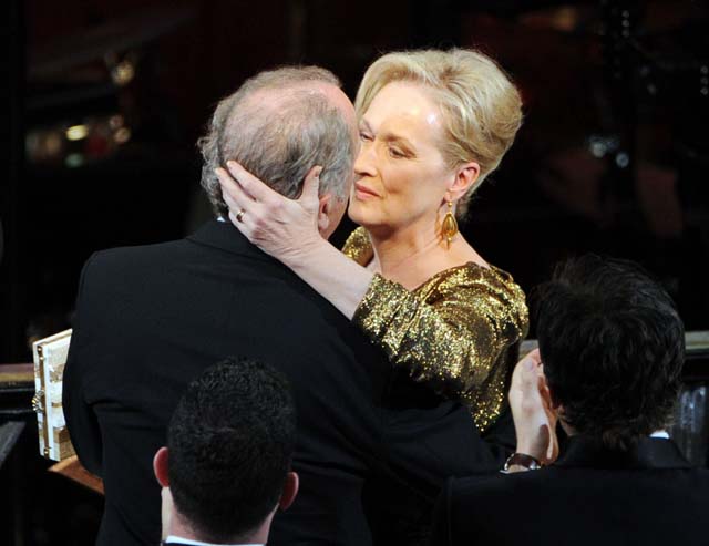 Meryl in gold for gold